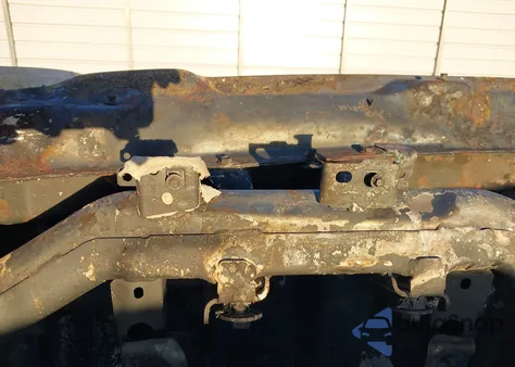 2015 Chevrolet Silverado 1500 1Lt из США, поврежденный, VIN 3GCPCREC7FG166324